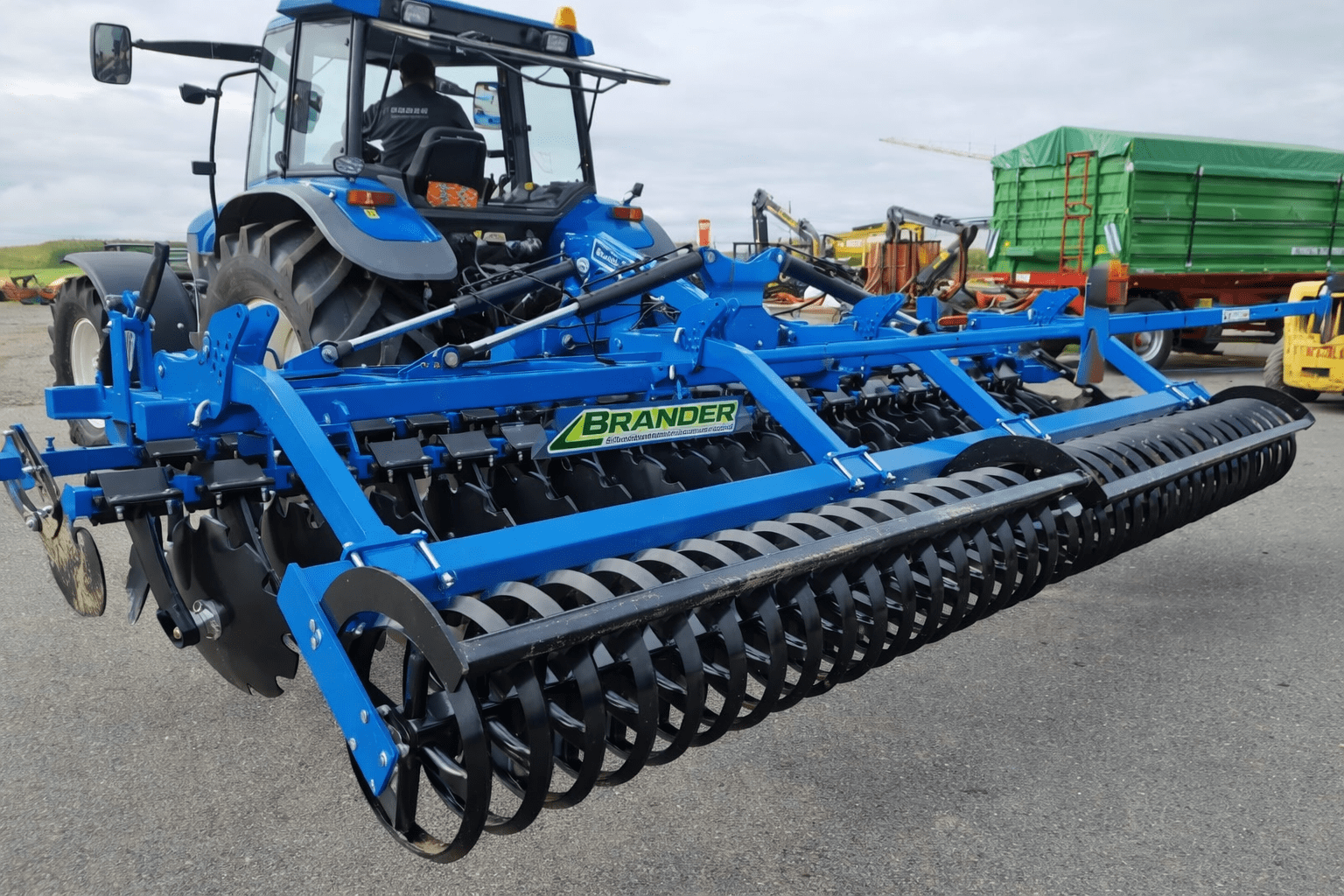 Scheibenegge hydraulisch klappbar – 560 mm Scheiben | Hydropack, Walze