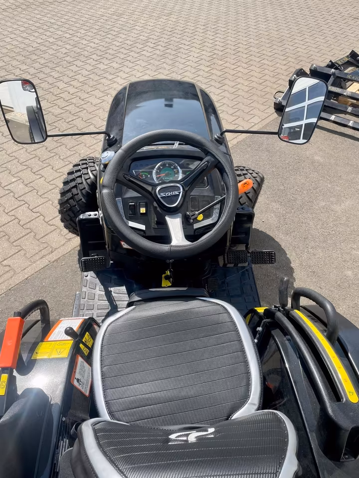 Solis 26 Panther Limited Edition Schwarz | 26 PS Allradtraktor mit Servolenkung & Mitsubishi Diesel