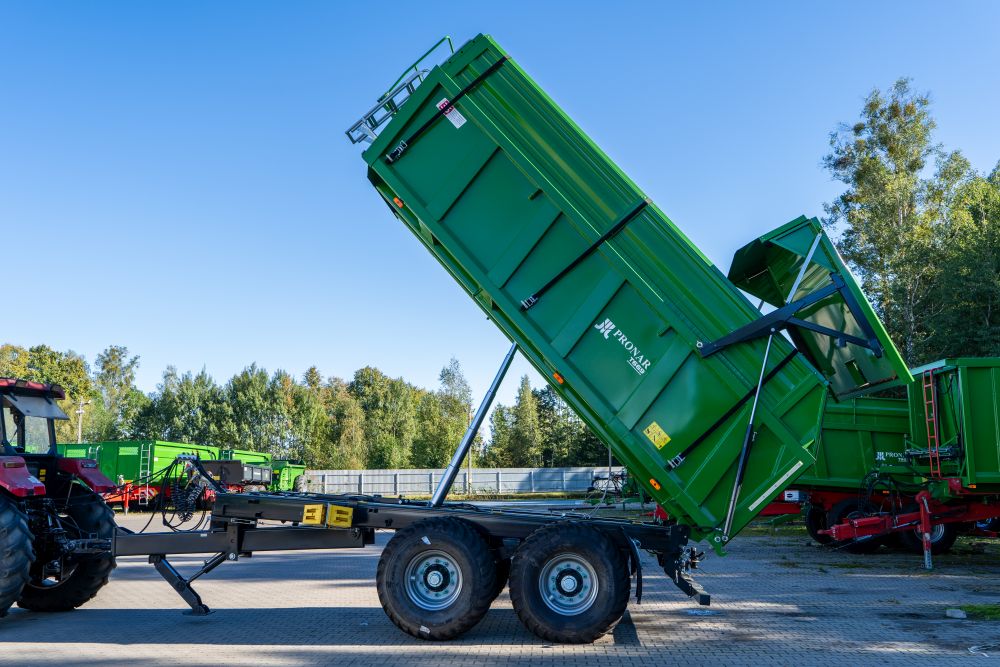 dump trailer, tipper, green trailer, heavy equipment, tractor trailer