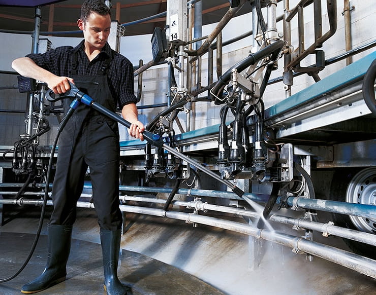 Nilfisk MH 7P-220/1120 PE Heißwasser Hochdruckreiniger mit Honda-Benzinmotor, 200 bar, 1200 l/h