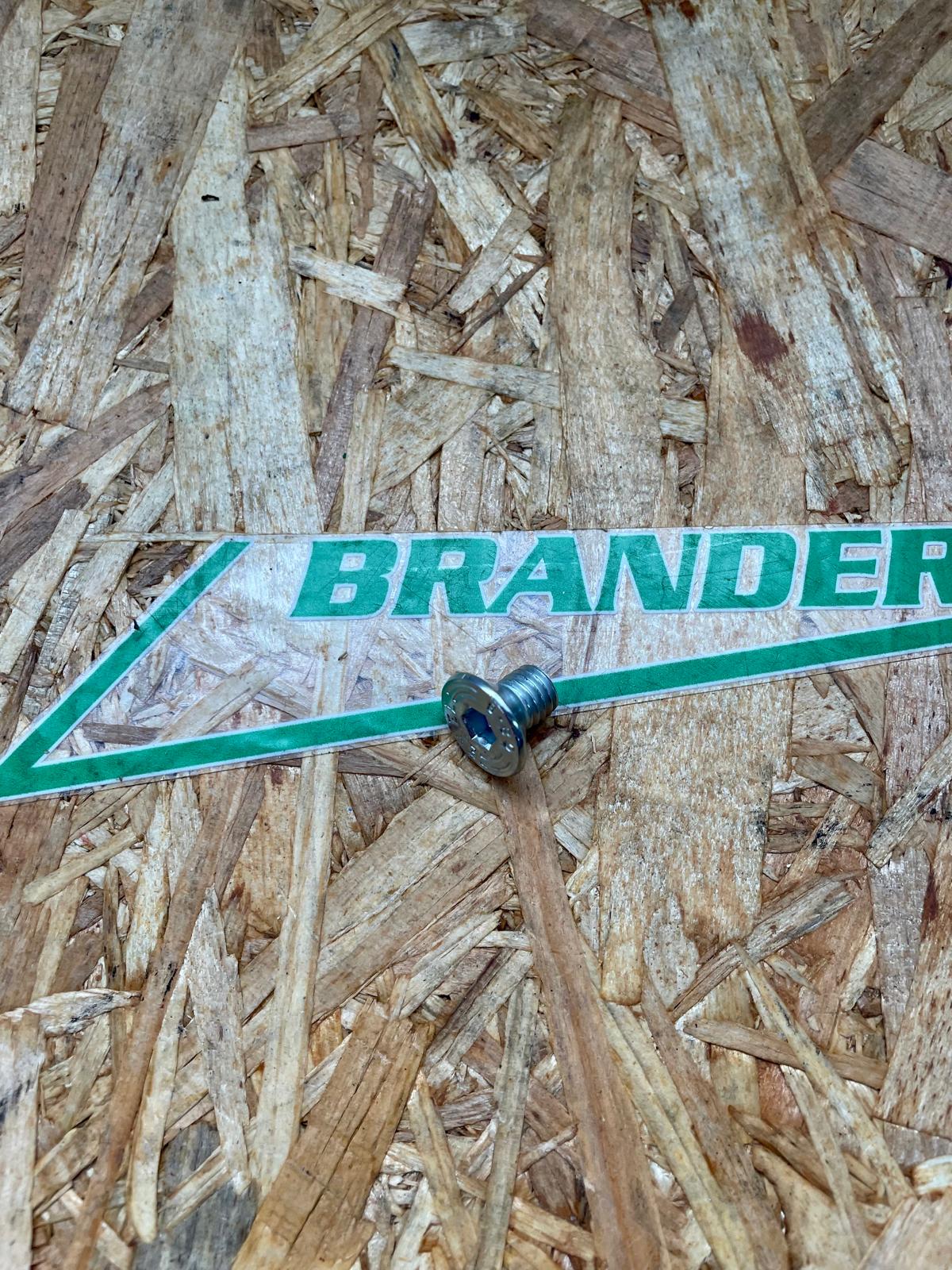 Crown countersunk screw I-6kt