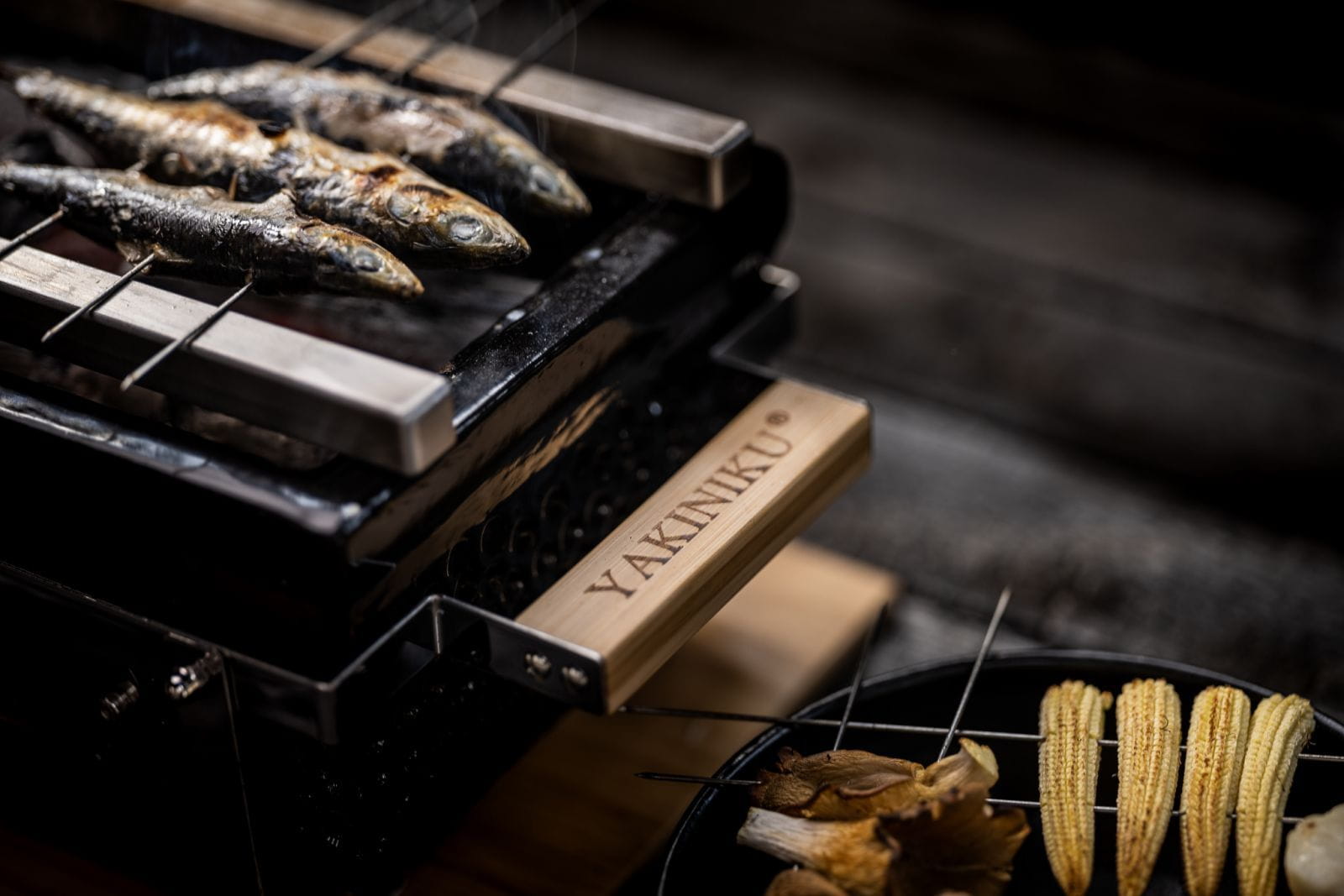 YAKINIKU Shichirin Keramik-Tischgrill eckig 400 × 200 mm – japanischer Konro Holzkohlegrill für Yakitori, Yakiniku & Robata | 2–6 Personen