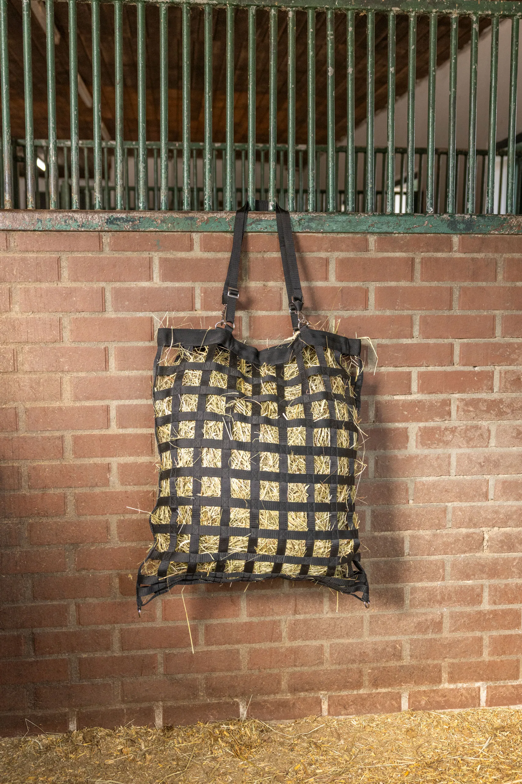 Heutasche für Pferde 68 x 55 x 18 cm – Slow Feeder, 5 cm Maschen, robust & sauber