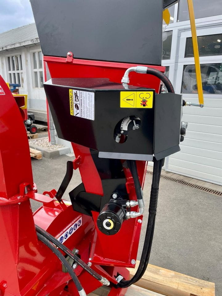 Remet CNC wood chipper RT630R - with hydraulic feed