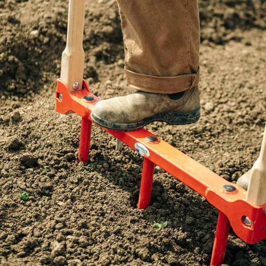 Terrateck Lochstecher für Lauchsetzlinge - 4 Reihen
