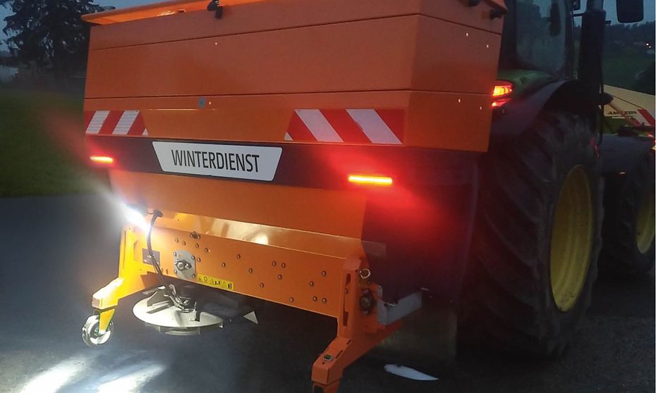 Amazone IceTiger winter service spreader
