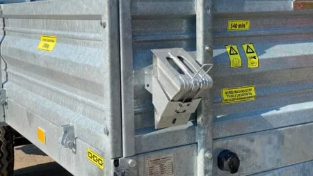 Cynkomet Miststreuer 3.980 kg, feuerverzinkt, 2 horizontale Streuwalzen