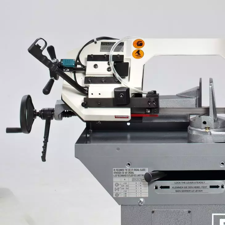 Elmag Metall Bandsägemaschine CY210-2GN – hydraulischer Absenkautomatik, 40/80 m/min Schnittgeschwindigkeit, 750 W Motor und 185 x 170 mm Schnittbereich