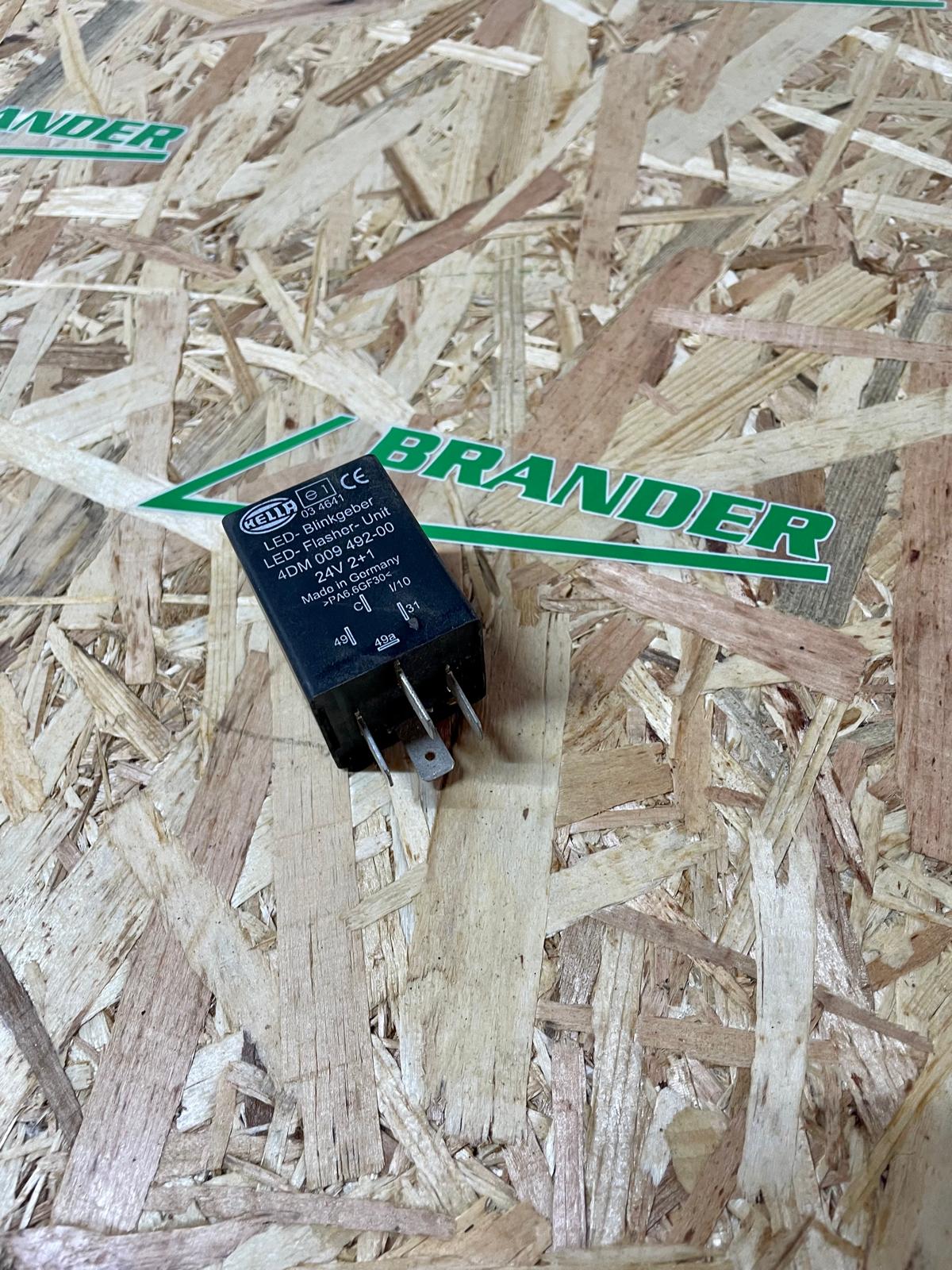 Hella LED Blinkgeber elektronisch - 4DM 009 492-001, 2888632, 11644888, 6131526