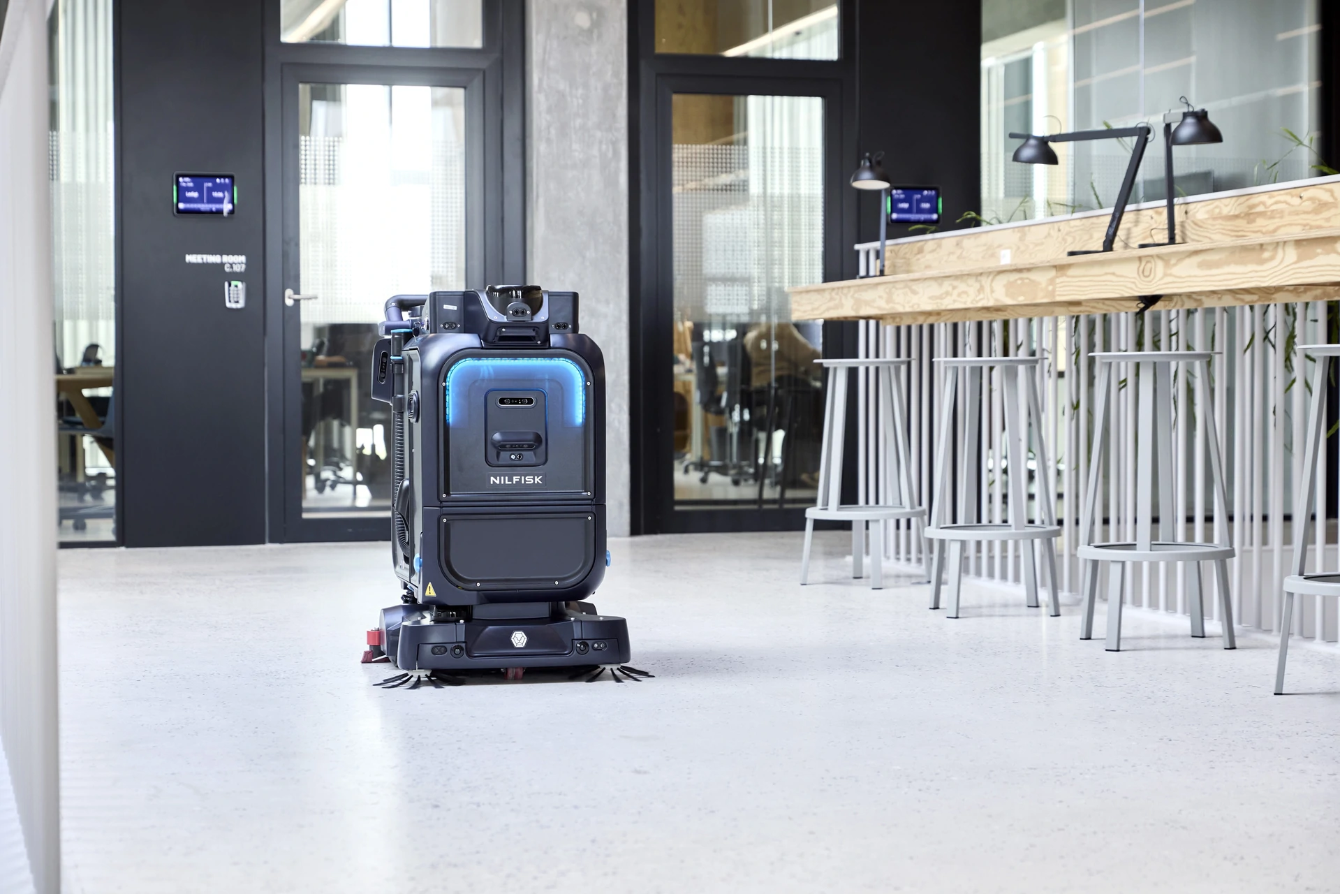 Brander Mietservice für autonome Reinigungsroboter | KI-gestützte Bodenreinigung für Industrie, Gewerbe & Kommunen | Mindestlaufzeit 12 Monate