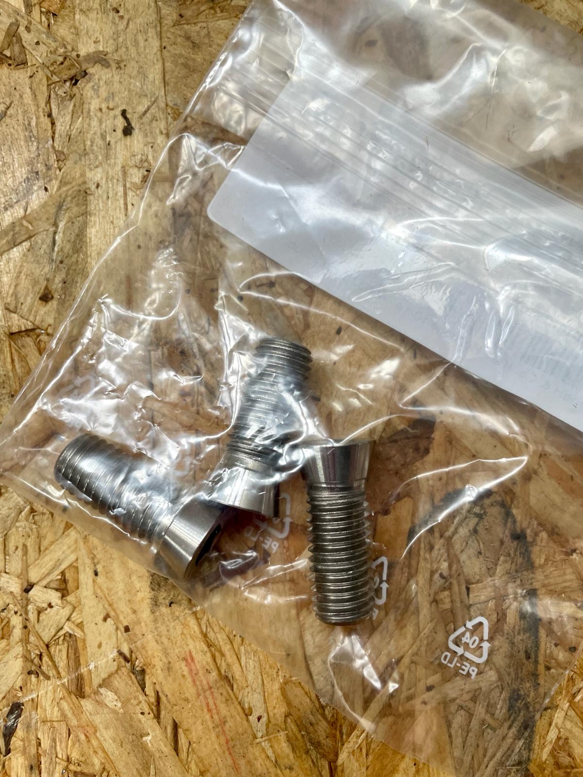 ET82305 Vogelsang Spannschraube - GRS.203.EE