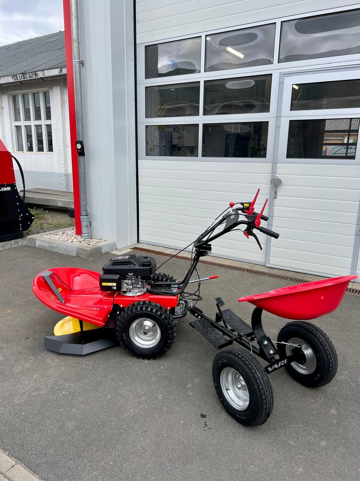 Brush cutter / Drum mower Vari BDR-720D + seat