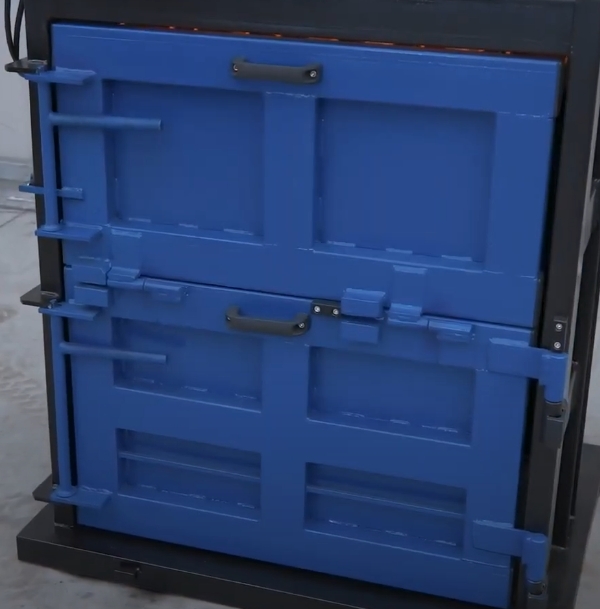 Altpapierpresse / Kartonpresse / Folienpresse 10 Tonnen - 400V / 2,2kW