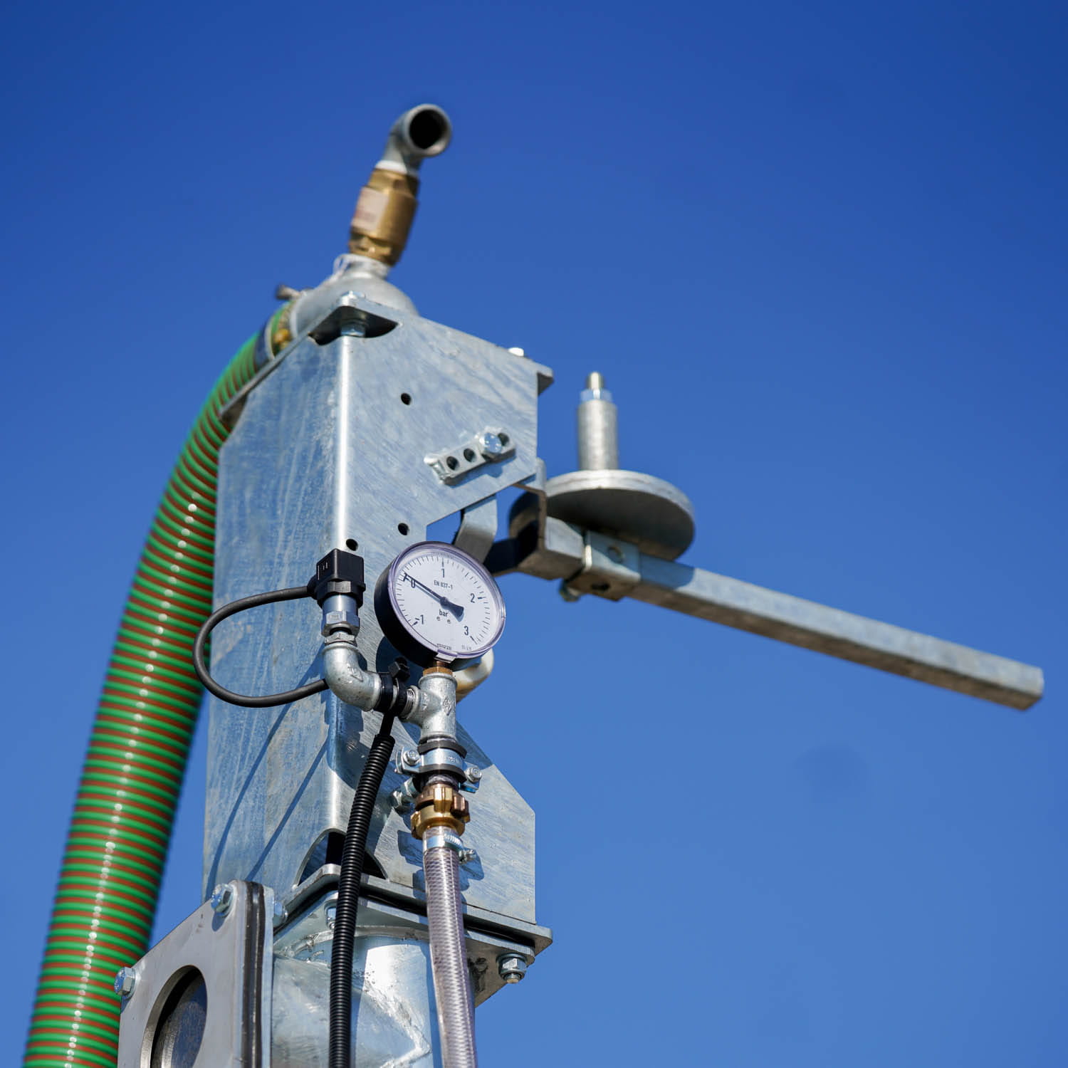 Fliegl teleskopierbarer Gülleseparator mit Exzenterschneckenpumpe – 40 m³/h