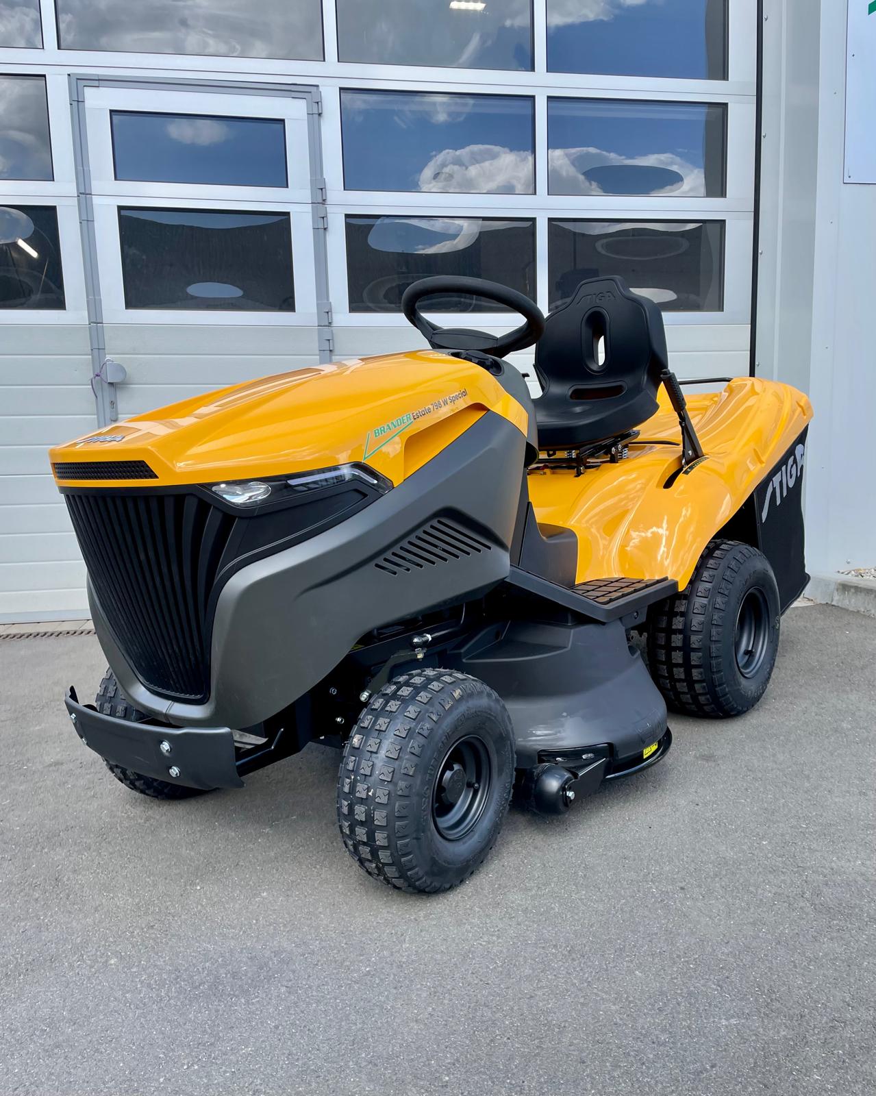 Rasentraktor / Aufsitzmäher Stiga Estate 798 Special - HONDA