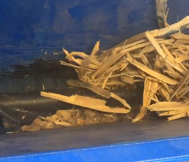 Pallet shredder / pallet crusher - 400V / 22kW