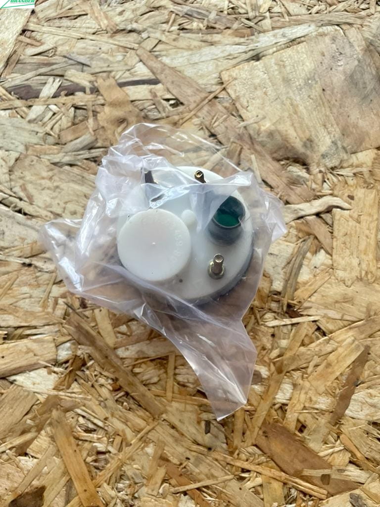 ET03020 MTS Temperaturanzeige Kühlflüssigkeit  - UK133