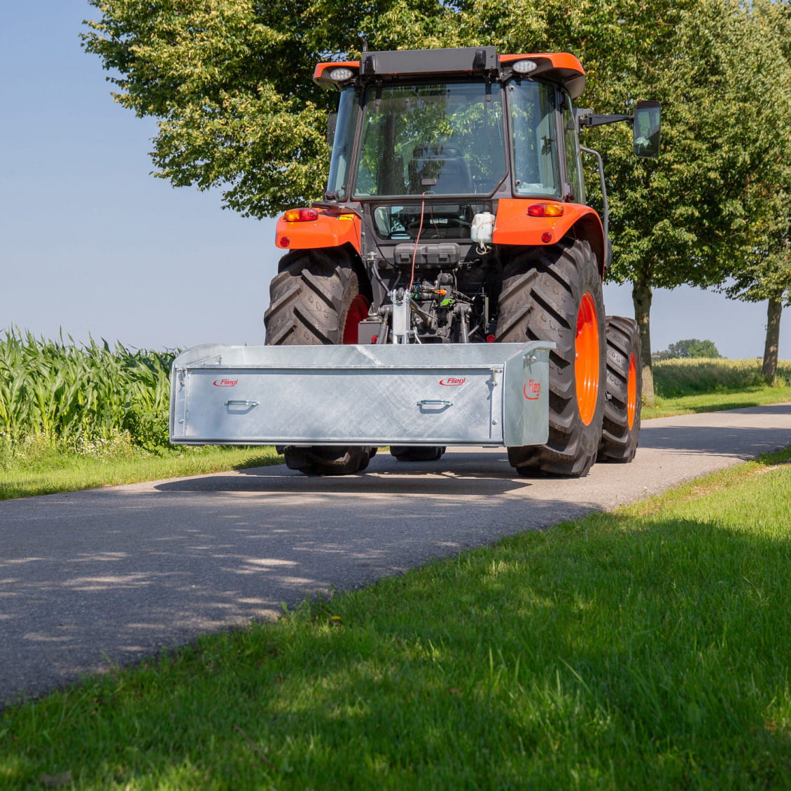 Godet arrière galvanisé professionnel Fliegl | Attelage trois points de catégorie 2 | Godet basculant arrière robuste pour l'agriculture et le matériel agricole