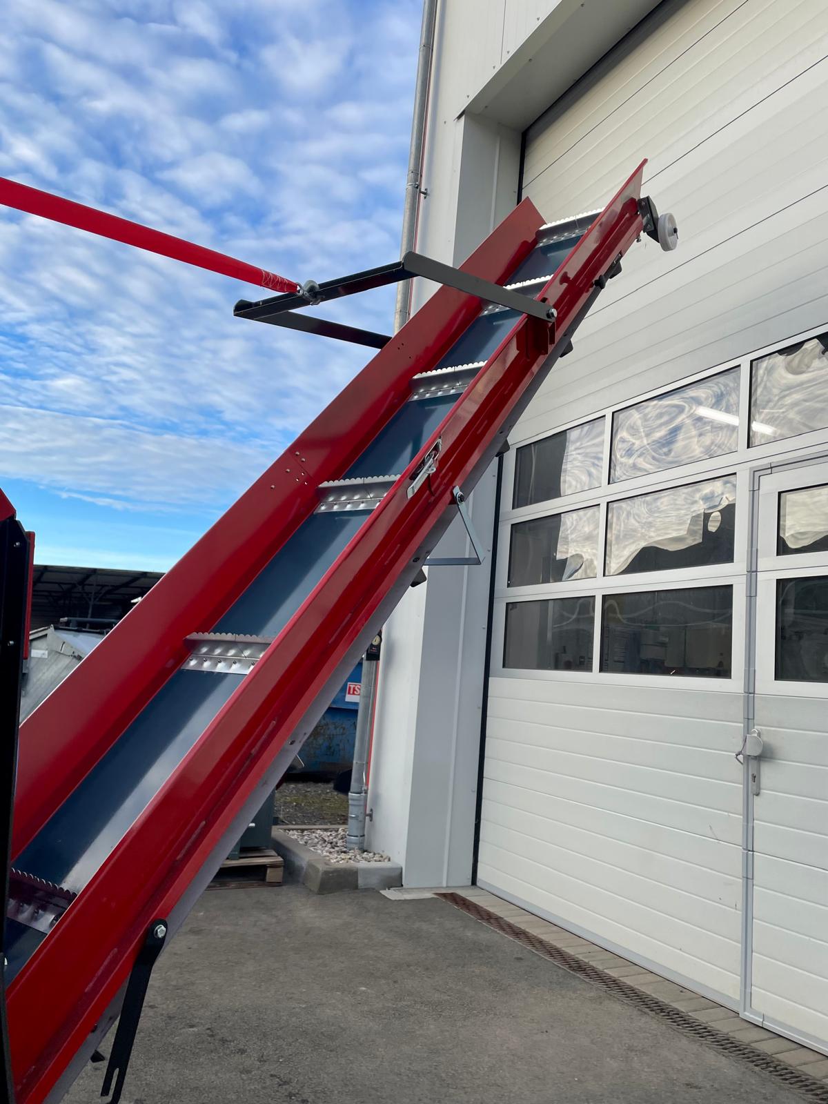 Remet CNC Holzhacker Woodpecker RP300 – Schneidespalter mit PTO-Antrieb & Förderband 3M