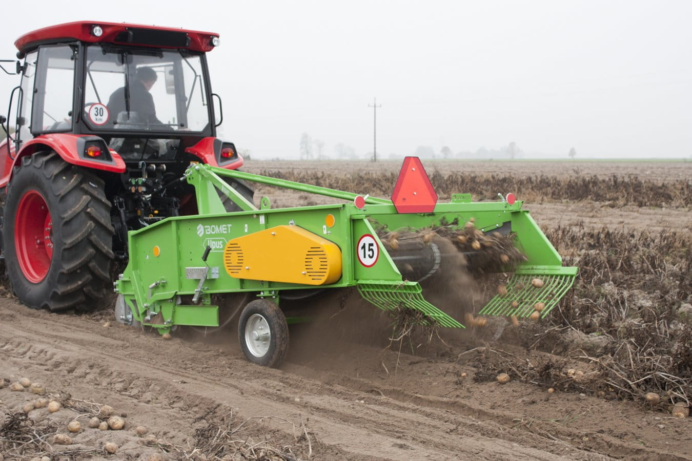 Bomet potato harvester / sieve chain harvester, 2-row