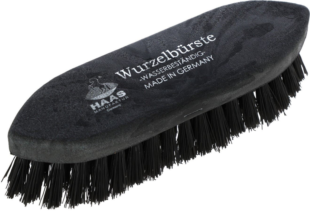 small mane and wash brush