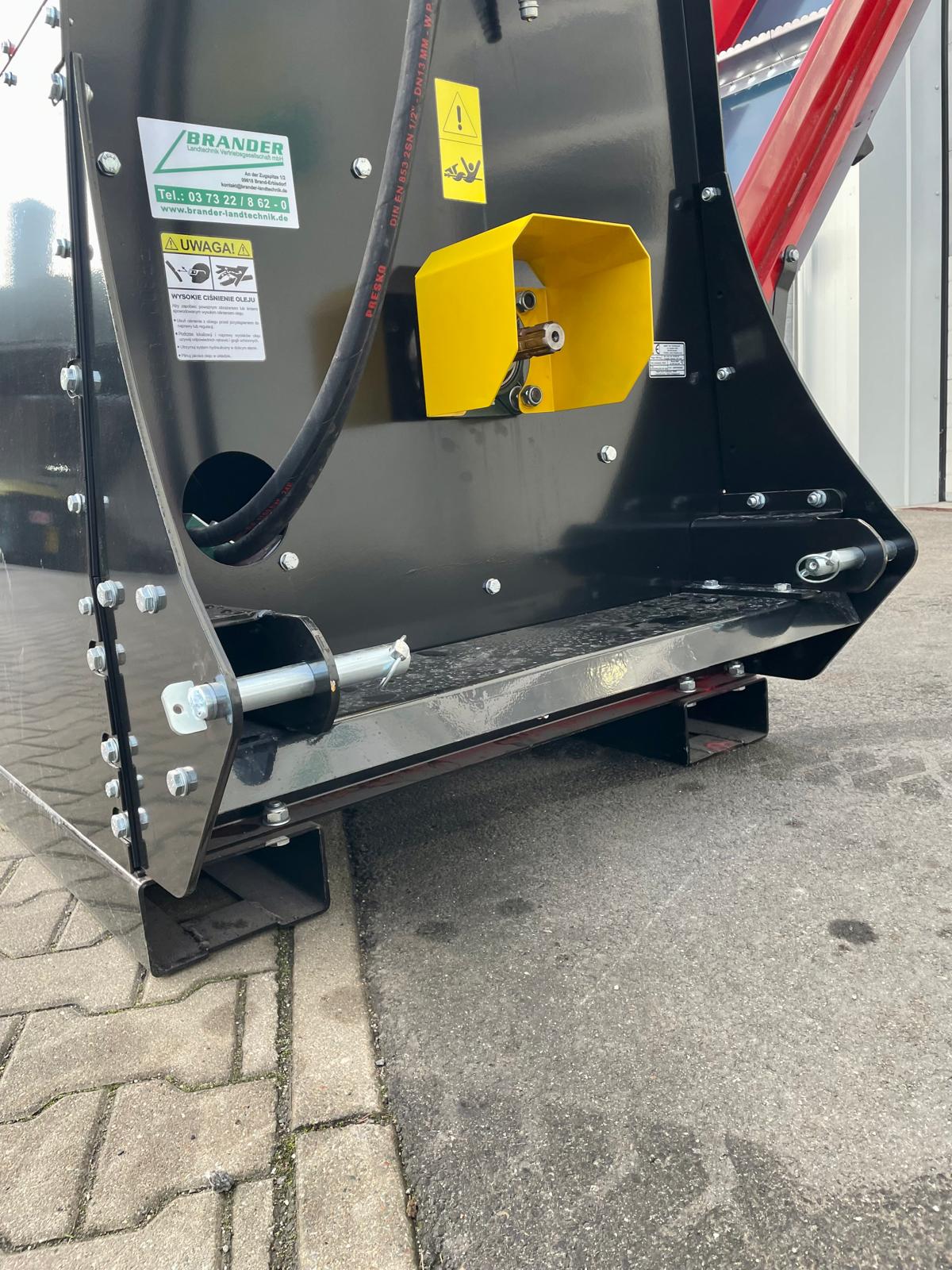 Remet CNC Holzhacker Woodpecker RP300 – Schneidespalter mit PTO-Antrieb & Förderband 3M