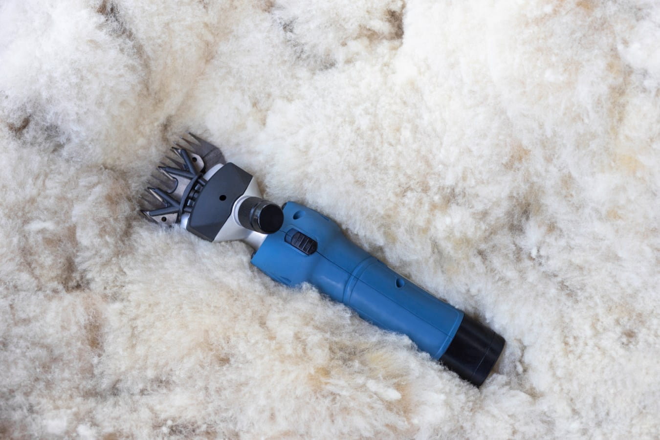 FarmClipper Akku2 Schafschermaschine 14,4V – kabellos mit 2 Akkus Profi