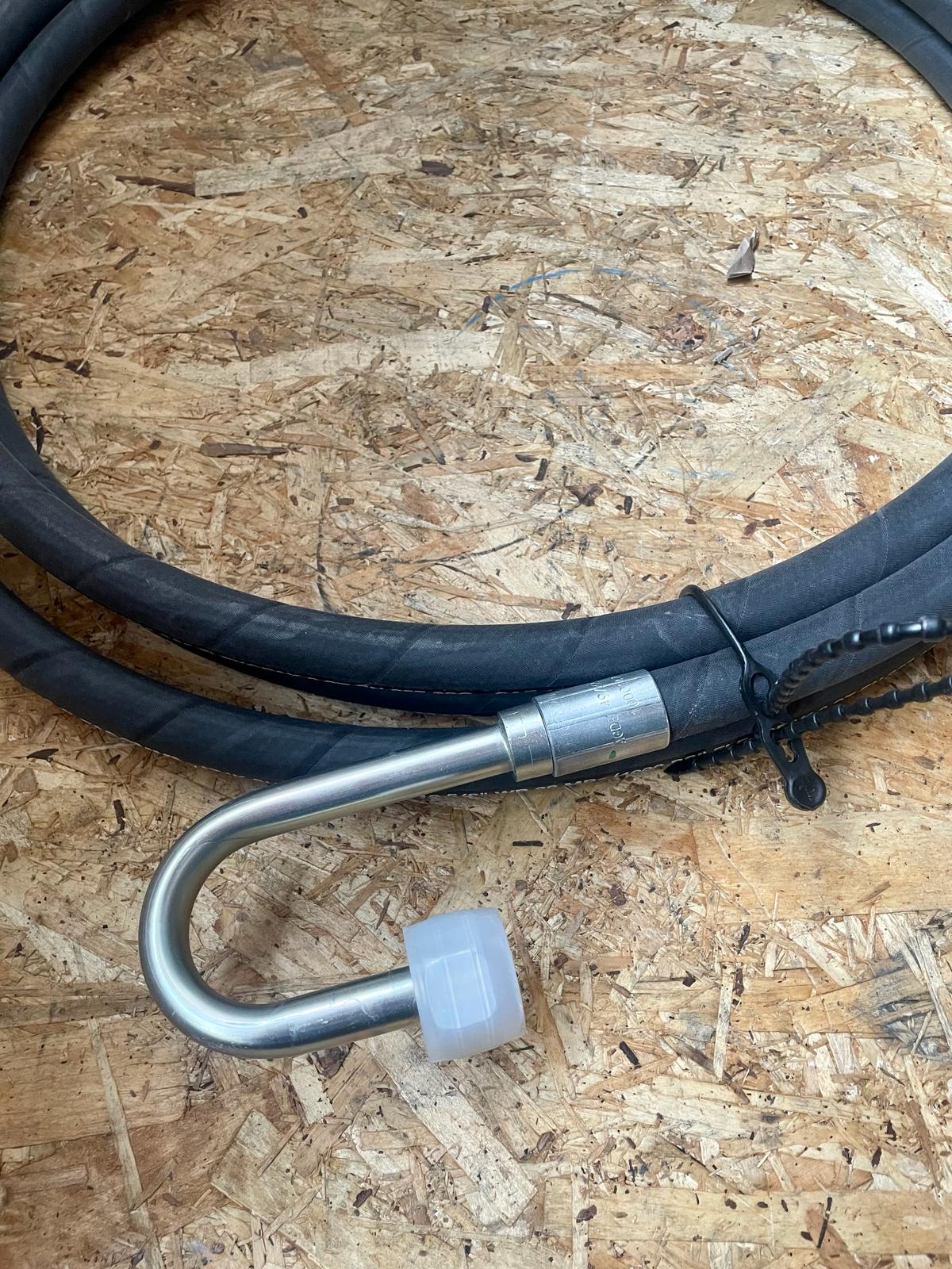 E036547 CLAAS Hydraulikschlauch - 0013011810