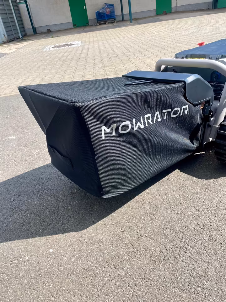 Mowrator S1 4WD Breitreifen 18Ah – RC Rasenmäher für 4500 m² & 85 % Steigung | 53 cm Clean-Cut