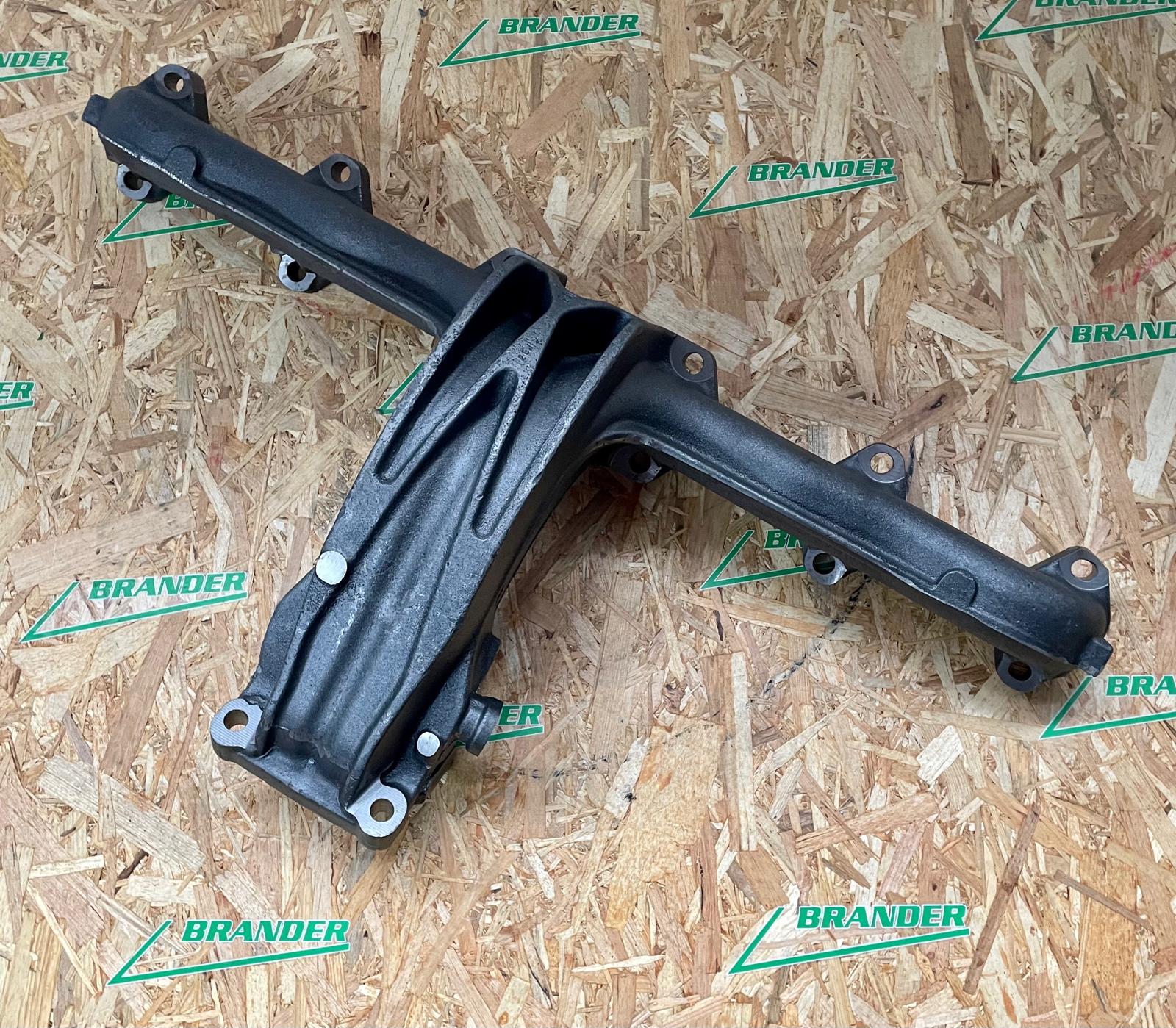 Fendt exhaust manifold for Vario 900 tractor