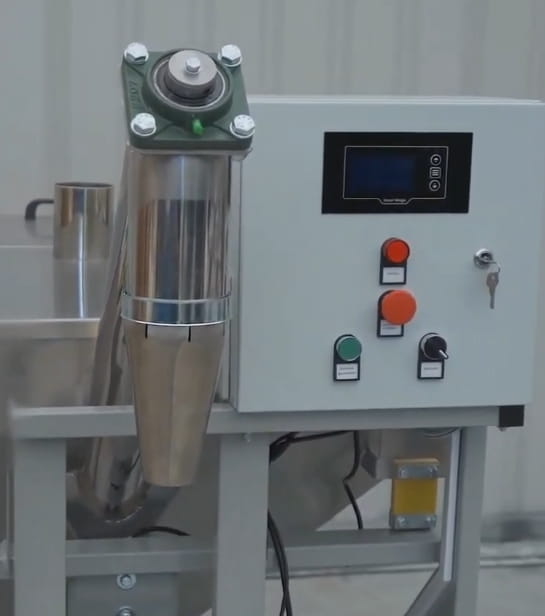 Stainless steel screw feeder 400 L – Precision dosing system for bulk materials (0.75 kW, 230 V)