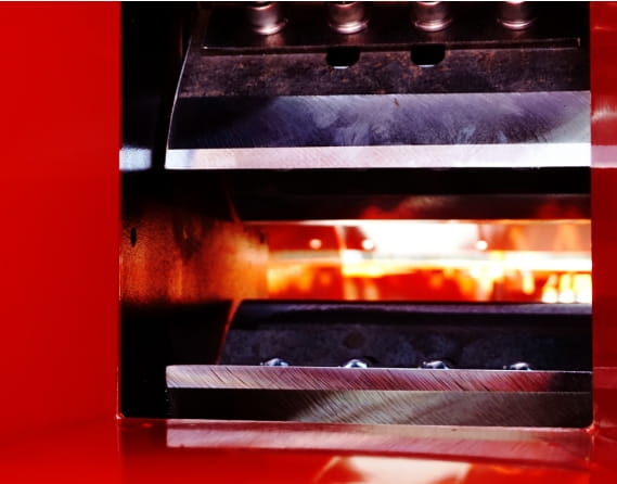 Remet CNC Holzhacker RS100 mit Benzinmotor (15PS)