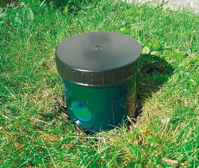 SwissInno chemical-free snail trap