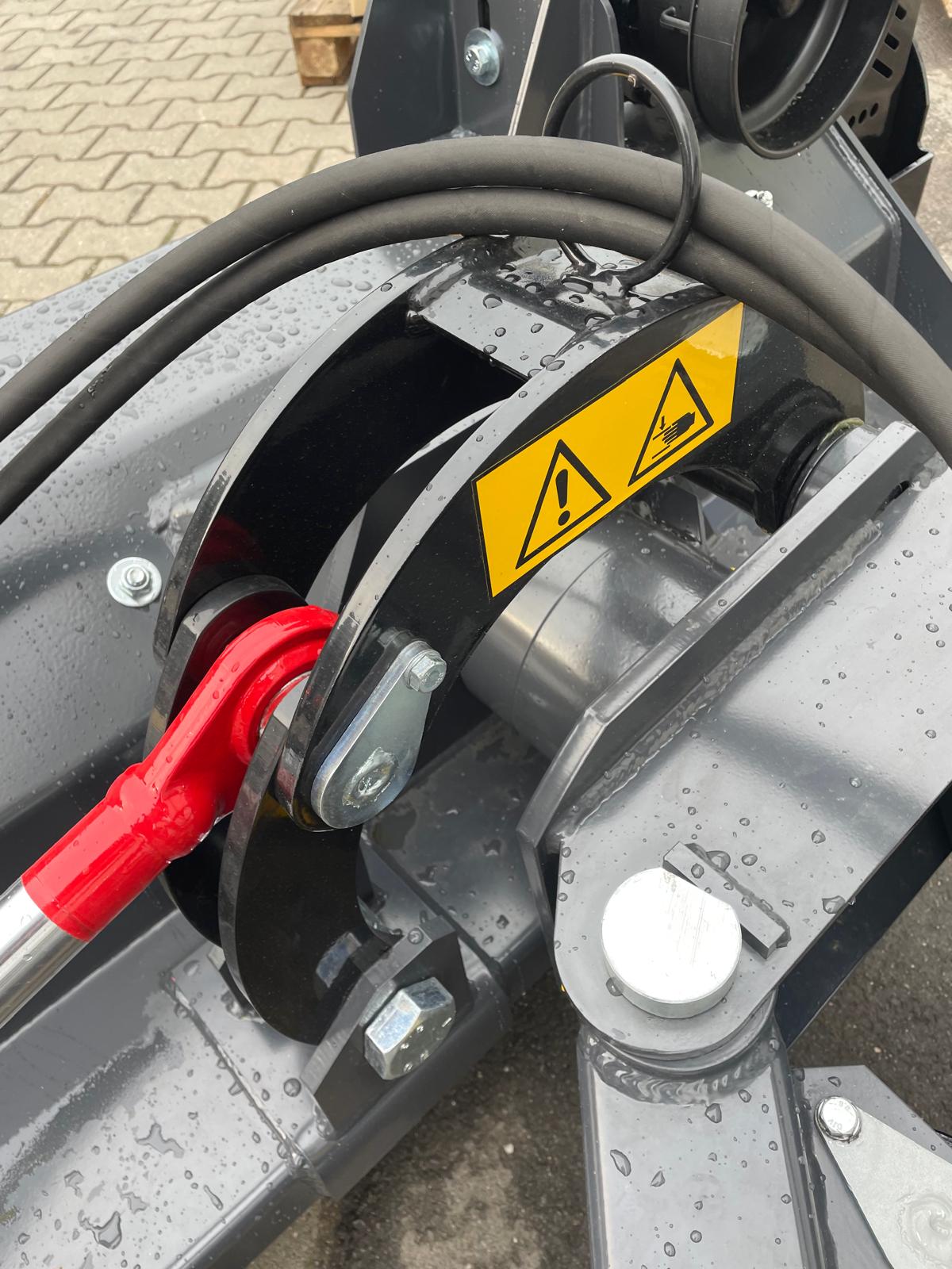 Fliegl Böschungsmulcher 2100 mm – Hydraulischer Mulcher mit Schwenkarm, Kat. 2, 540 U/min