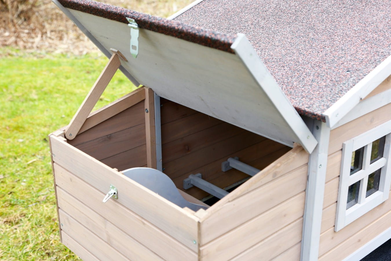 Wooden chicken coop - 181 x 65 x 118cm