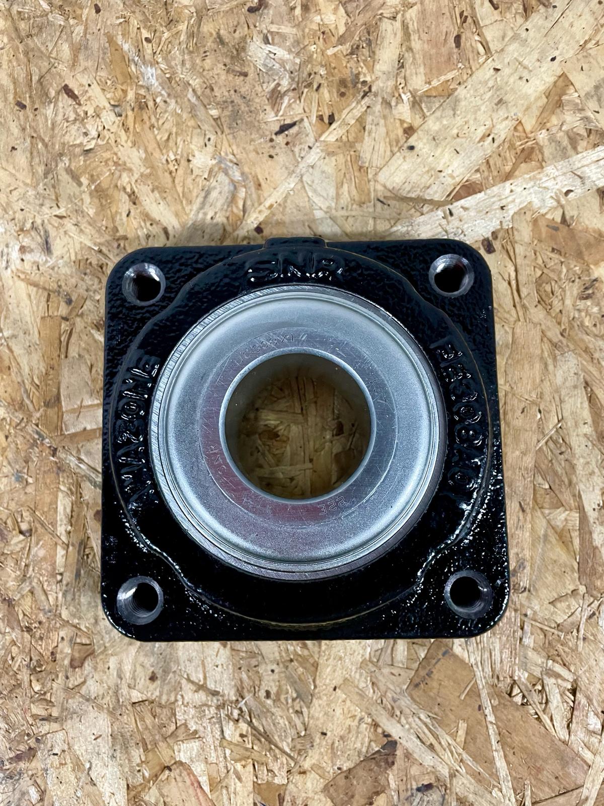 BL18785 Amazone Flanschlager - CE066