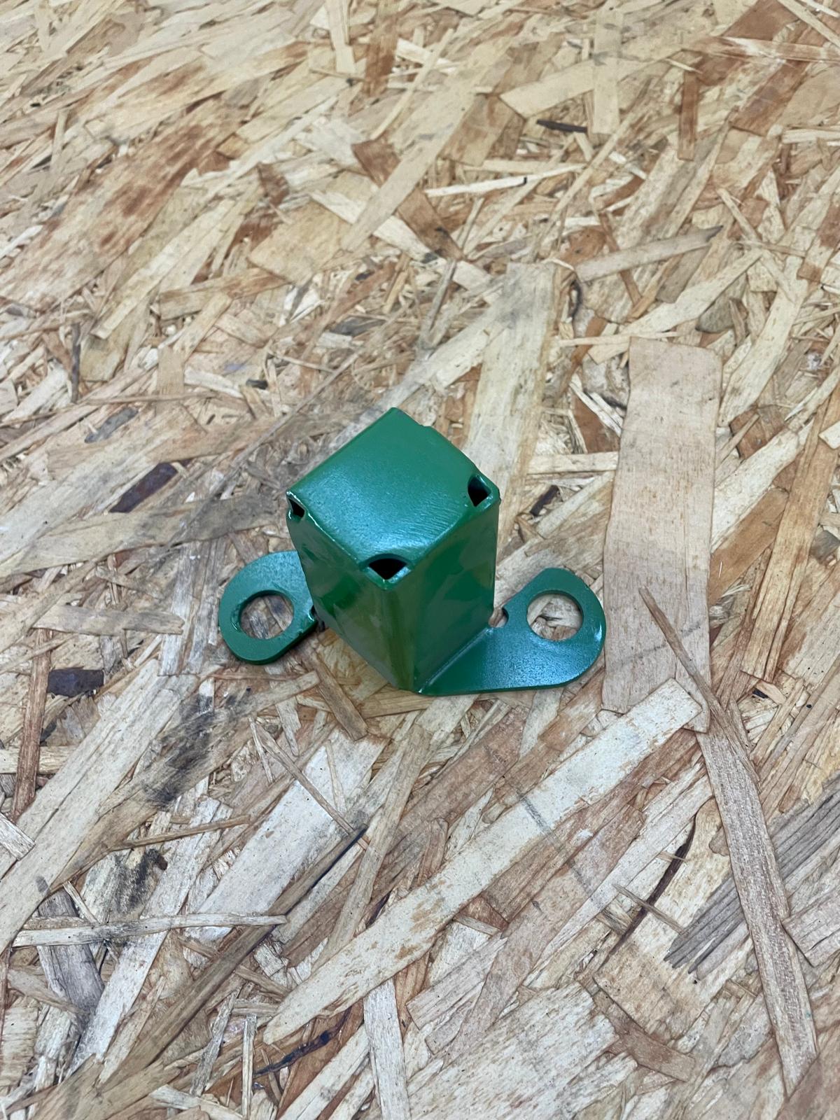 BL24702 Krone Abdeckhaube - 20230162.0