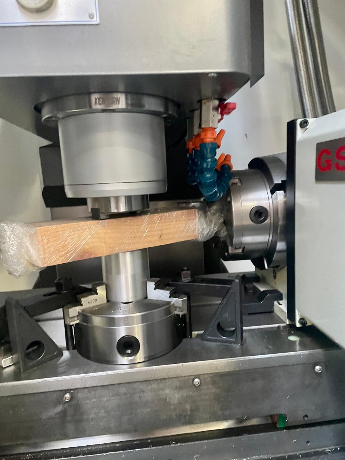 Elmag CNC machining center S650-CNC – SIEMENS 828D control, 24-position tool changer