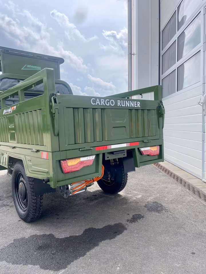 Cargo Runner BIG avec toit – Transporteur électrique 2200 W | 42 km/h | Grand plateau et batterie 80 Ah
