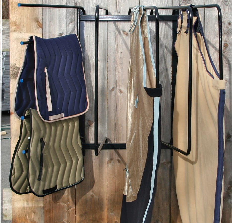 Kerbl saddle pad and saddle blanket holder