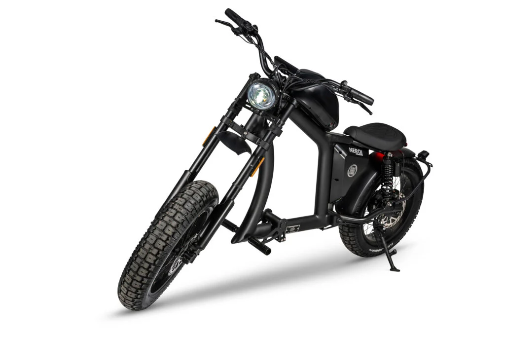 Elektro-Moped, Naked Bike, Schwarz, Rundkopflampe, Gabeldämpfer
