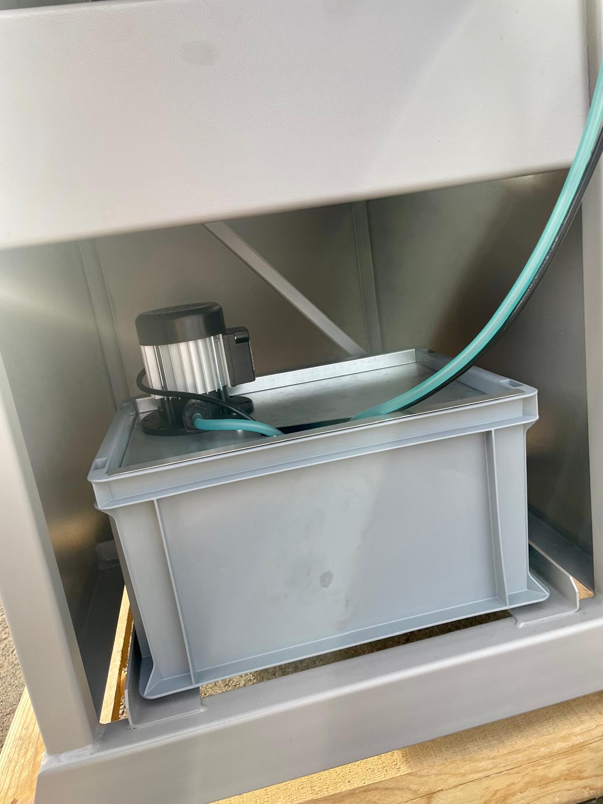 BOMAR BasiCut 275.230 DG – manuelle Metallbandsäge mit stabilem Graugussrahmen, Hartmetall-Sägebandführung und 1.500 W Antrieb