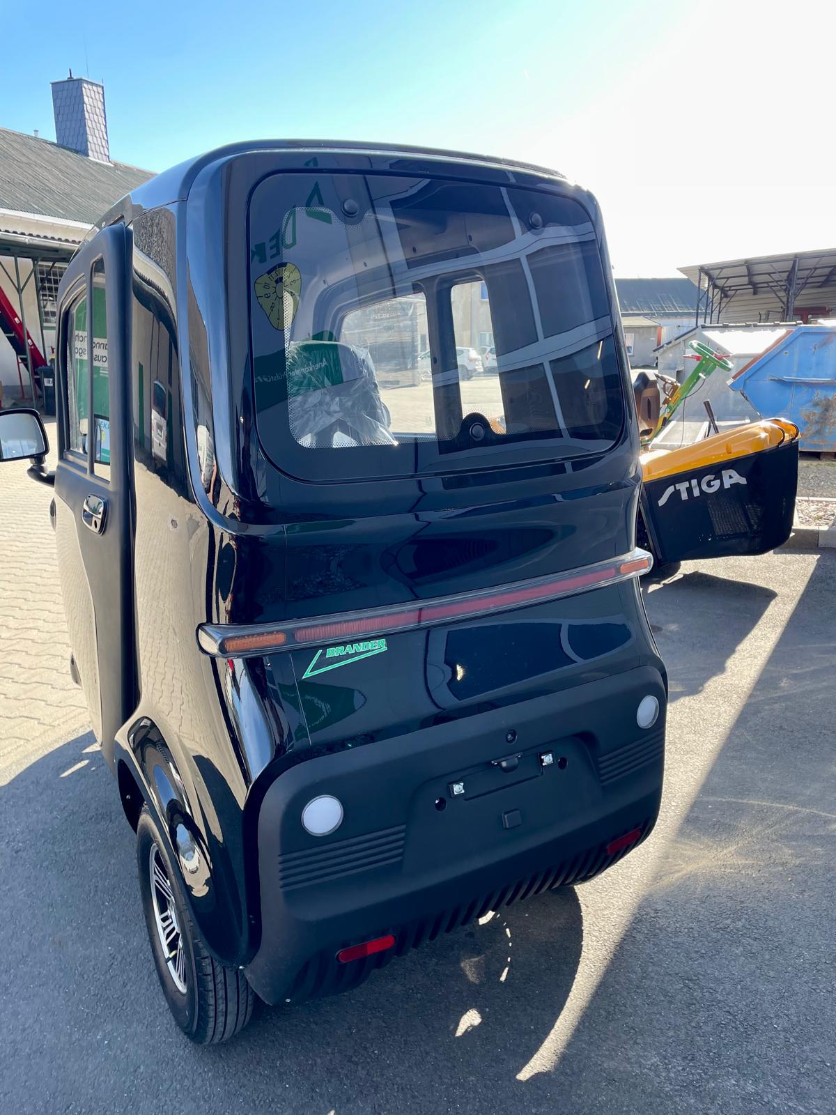 LWM cabin scooter, two-seater – 25 km/h or 45 km/h electric vehicle L2e