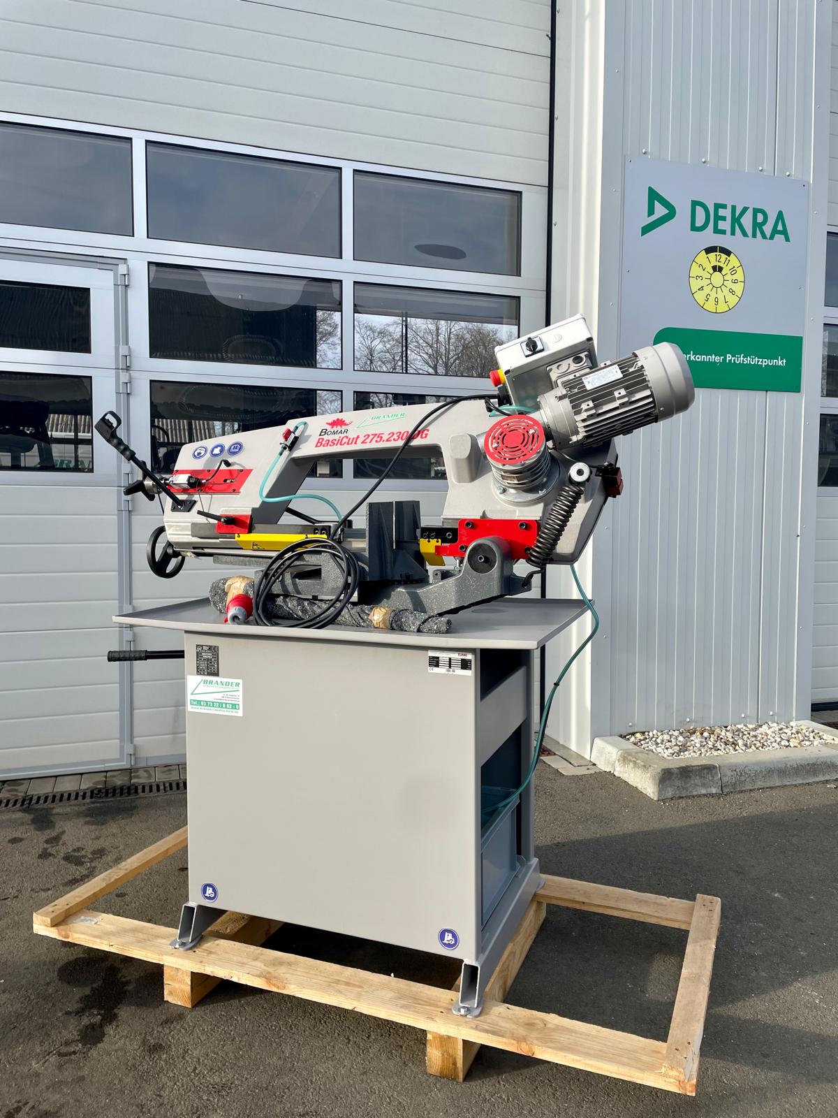 BOMAR BasiCut 275.230 DG – manuelle Metallbandsäge mit stabilem Graugussrahmen, Hartmetall-Sägebandführung und 1.500 W Antrieb