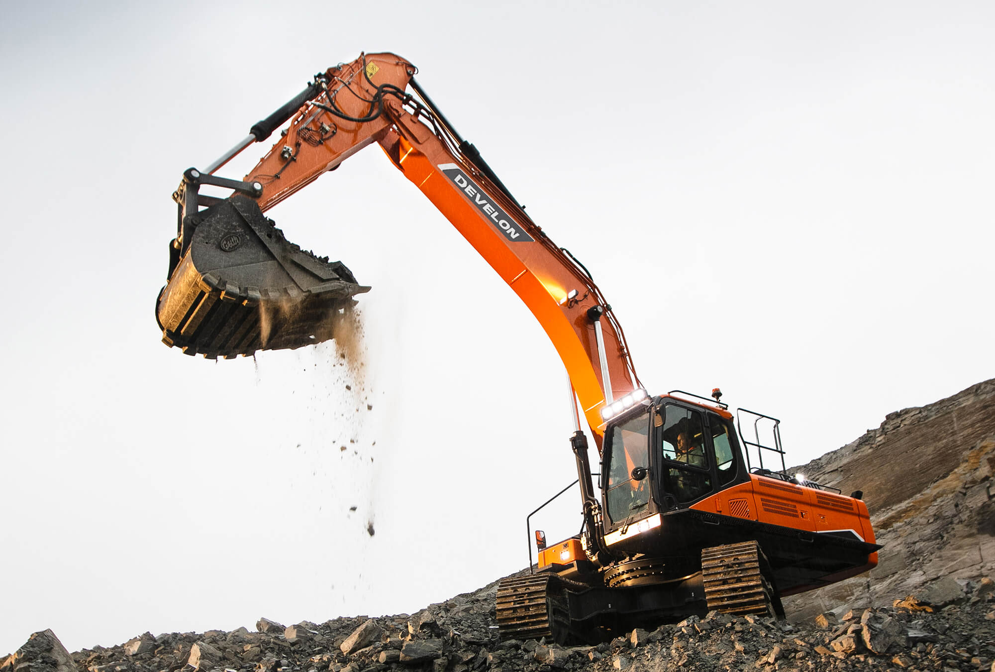 Raupenbagger Develon DX300LC-7K