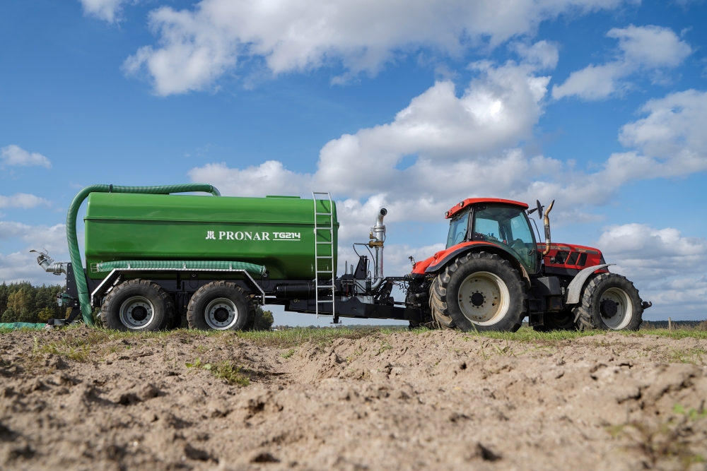 Traktor, Pflug, Landwirtschaft, Tank, Anhänger