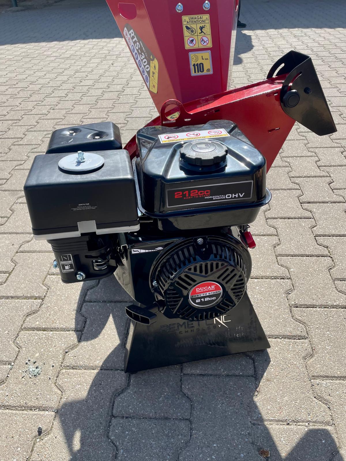 Garden shredder / branch shredder RTS300 - 7HP petrol engine