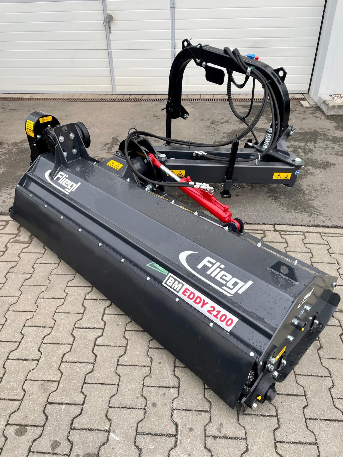 Fliegl Böschungsmulcher 2100 mm – Hydraulischer Mulcher mit Schwenkarm, Kat. 2, 540 U/min