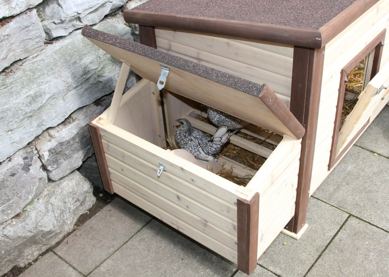 Heated insulated chicken coop - 146 x 74 x 82cm