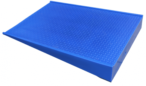 Rampe d'accès EMP PEHD DIBt 1200 x 800 mm | Rampe chimique robuste pour laboratoires et industries